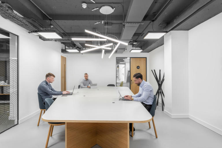 London - W1U6AG \ Flexible-Term Office Space with 5 Workstations