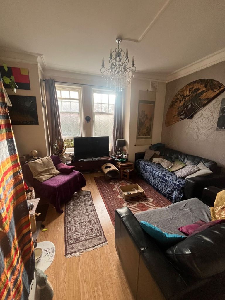 Ground floor flat with garden 