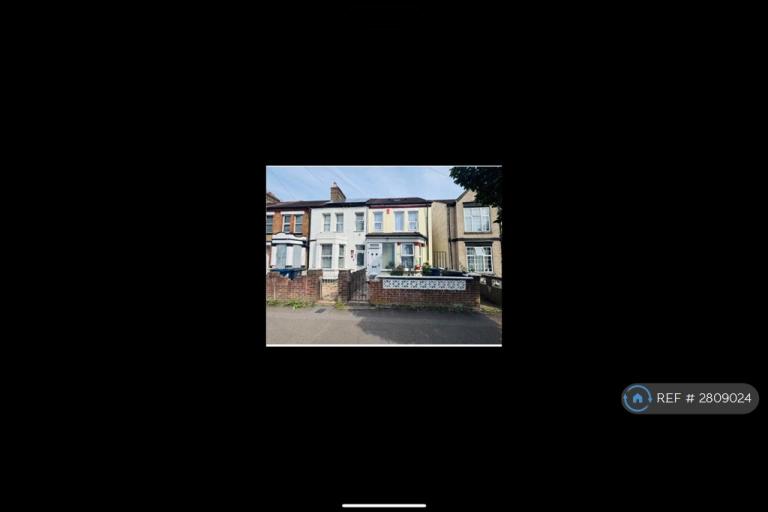 4 bedroom house in Florence Road, Southall, UB2 (4 bed) (#2809024)