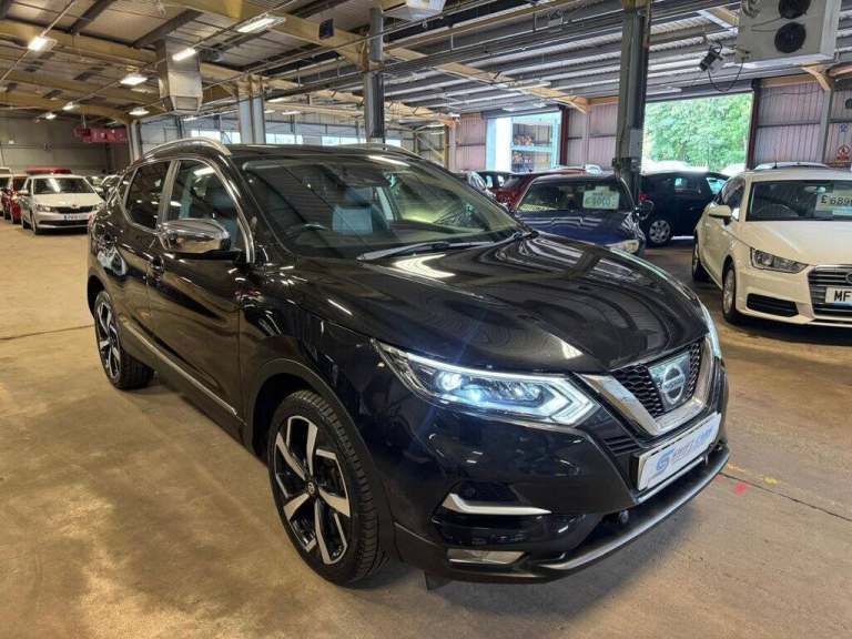 2018 Nissan Qashqai 1.6 dCi Tekna 5dr Xtronic HATCHBACK DIESEL Automatic