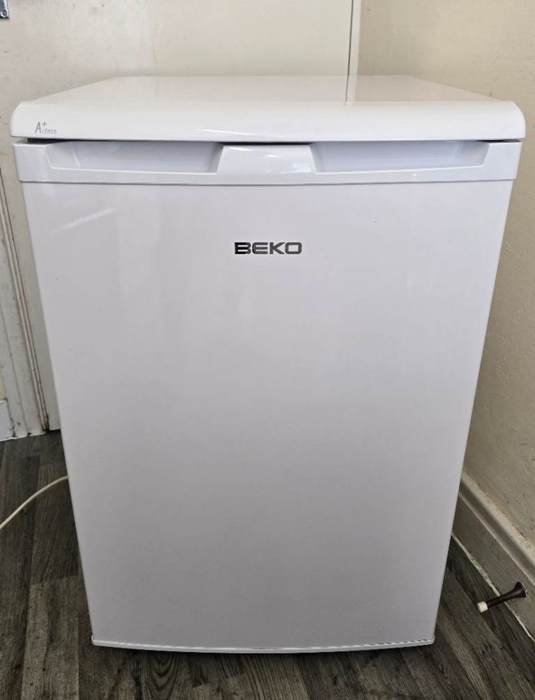 Larger size under counter Fridge 