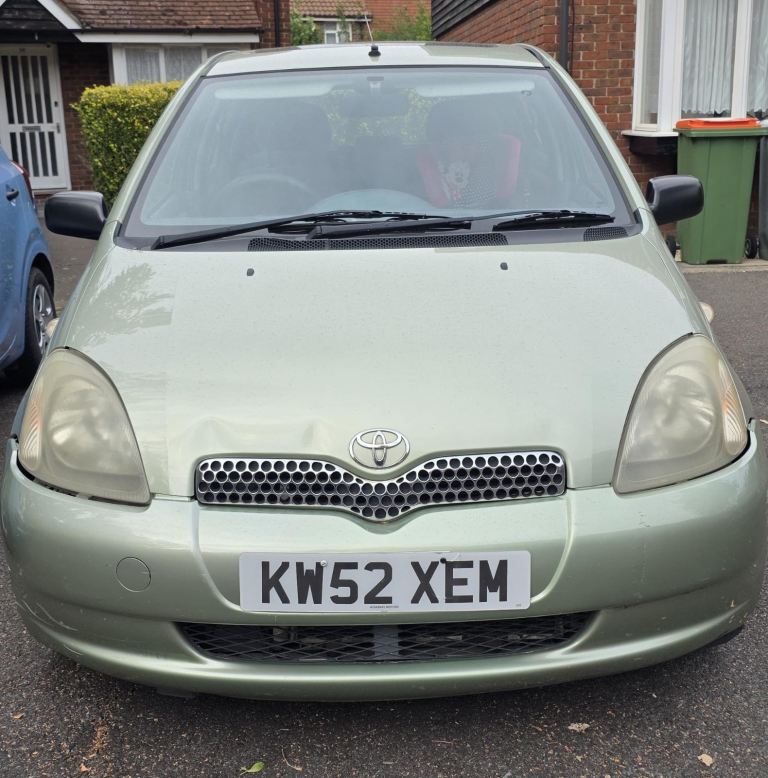 Lovely Toyota Yaris automatic car sale 
