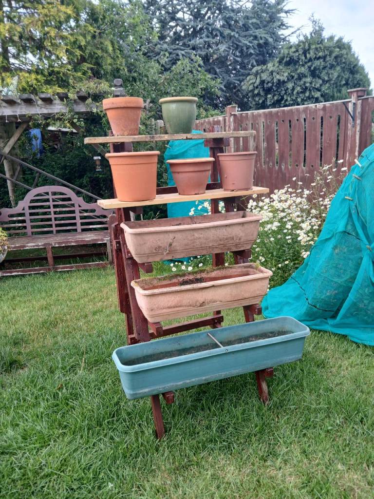 Wooden tiered plant stand