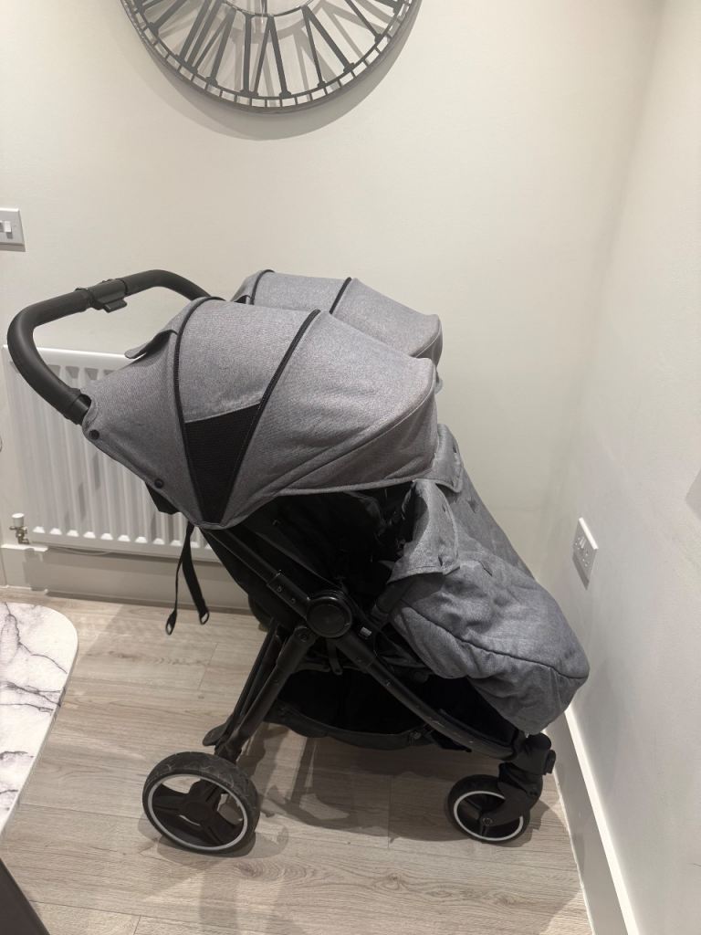 Ickle Bubba double Pram