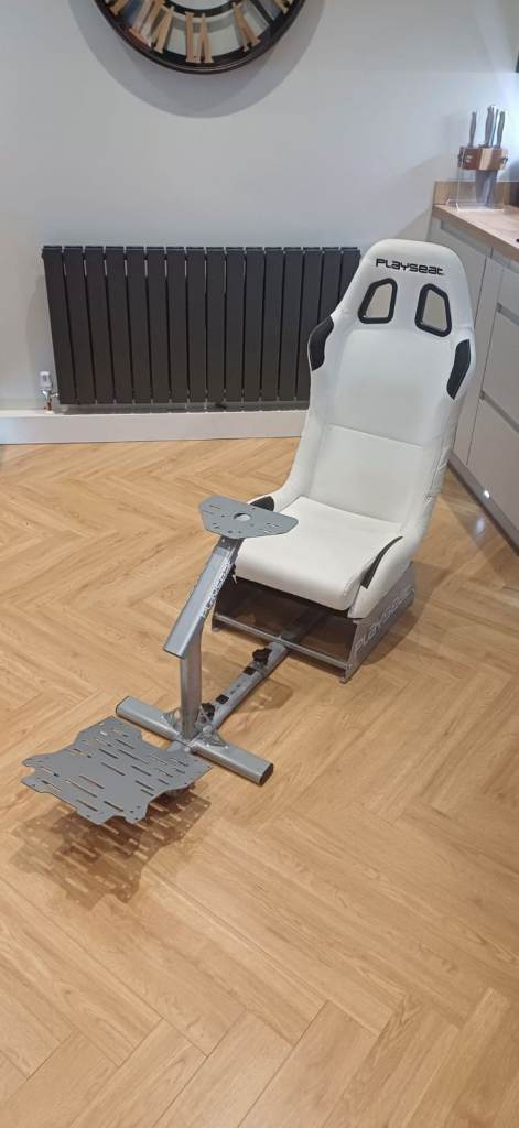 Racing simulator seat