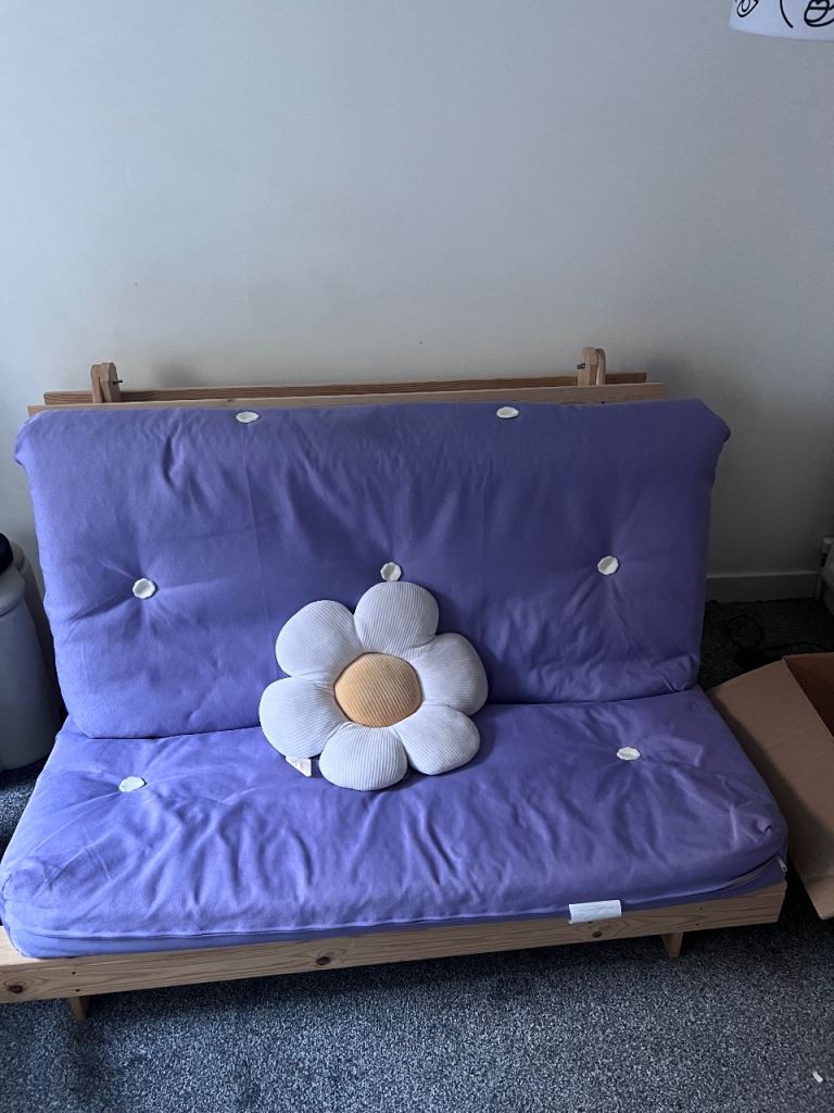 Lilac Futon/Sofa bed 