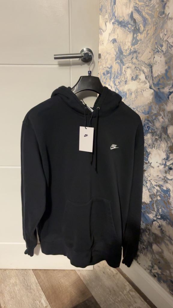 BRAND NEW NIKE HOODIE