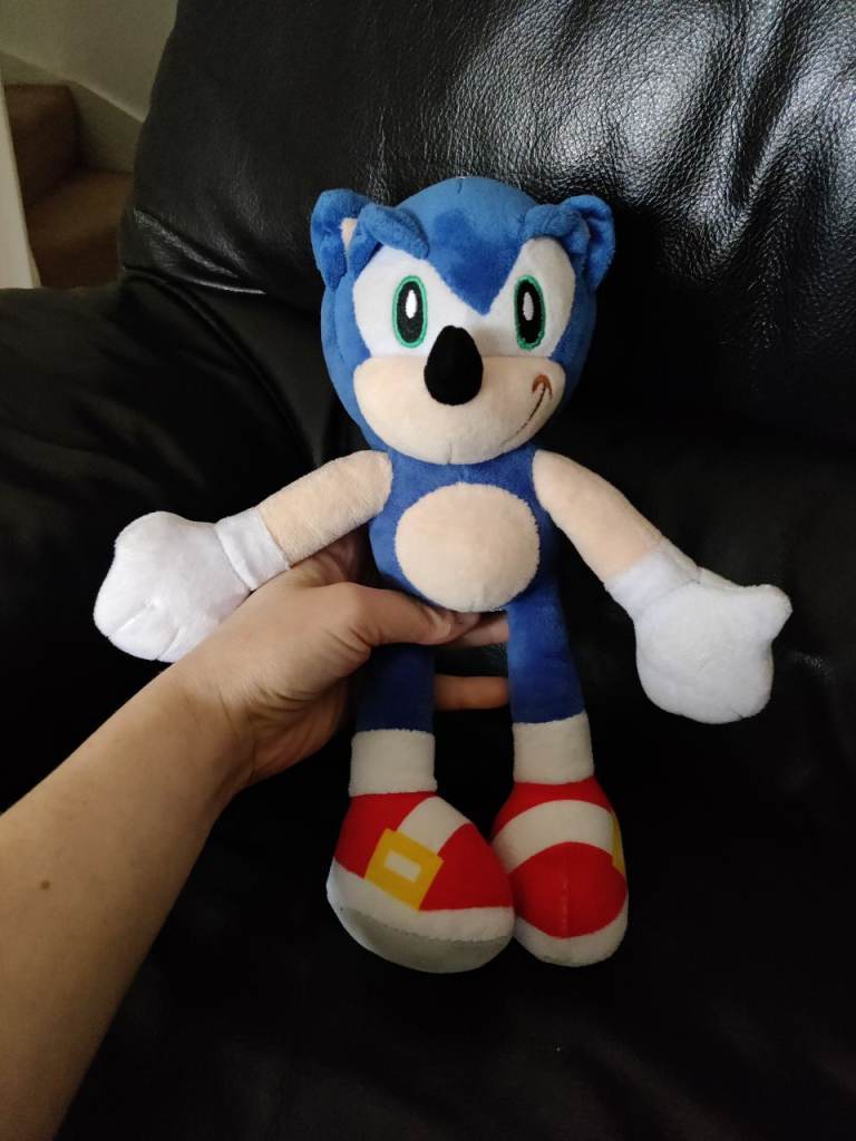Sonic the Hedgehog soft toy