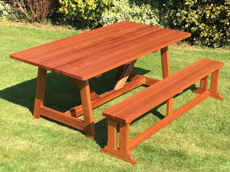 Premium garden furniture 