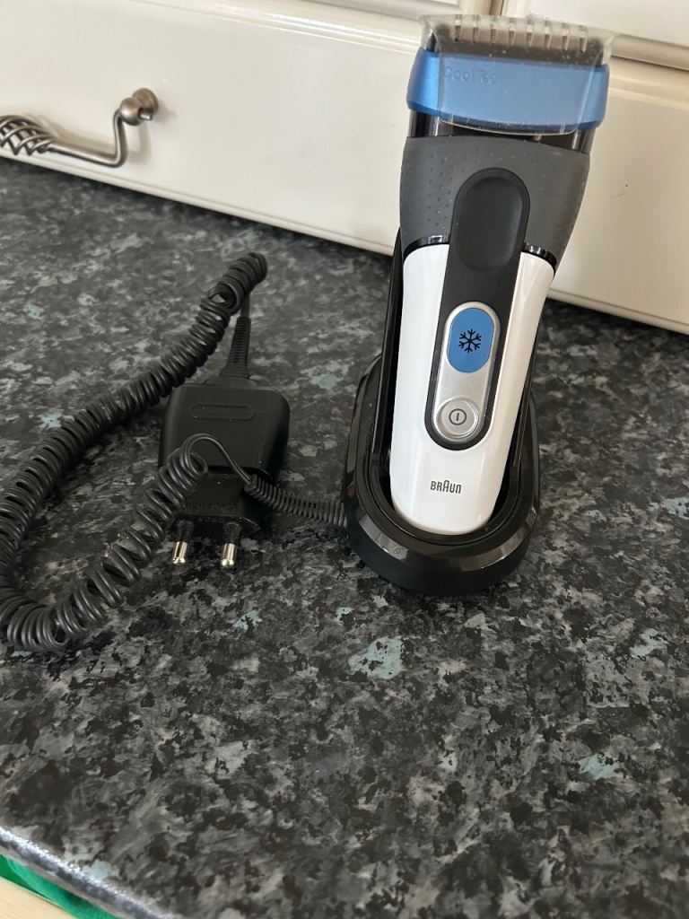 Braun cool tec electric razor 