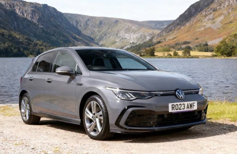 2023 23 VOLKSWAGEN GOLF 1.5 TSI R-LINE HATCHBACK 5DR PETROL MANUAL EURO 6 (S/S) 