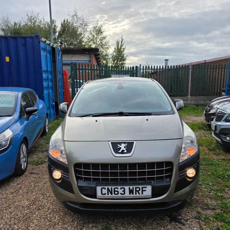 PEUGEOT 3008 ACTIVE E-HDi 1.6 DIESEL YEAR 2013 AUTOMATIC GEARBOX&LONG MOT £20 ROAD TAX PER YEAR!!!