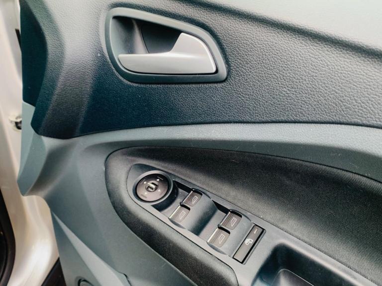 2013 Ford Grand C-Max 1.6 TDCi Zetec Euro 5 5dr MPV Diesel Manual