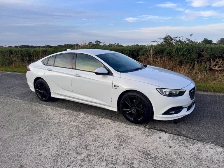 Vauxhall INSIGNIA 2017 SRI NAV vx-line 