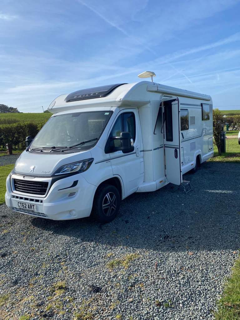 Peugeot, BOXER 335 TL BLUE HDI, 2017, 1997 (cc)