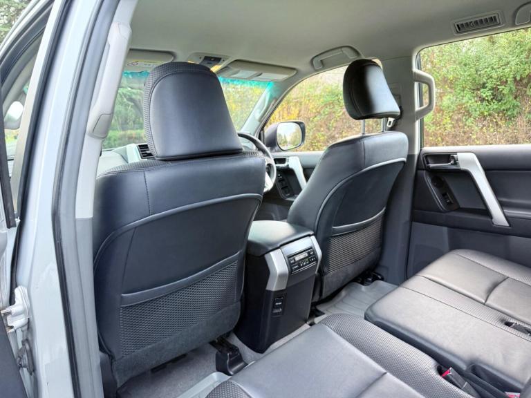 2013 Toyota Land Cruiser 3.0 D-4D LC4 5dr Auto [190] ESTATE DIESEL Automatic