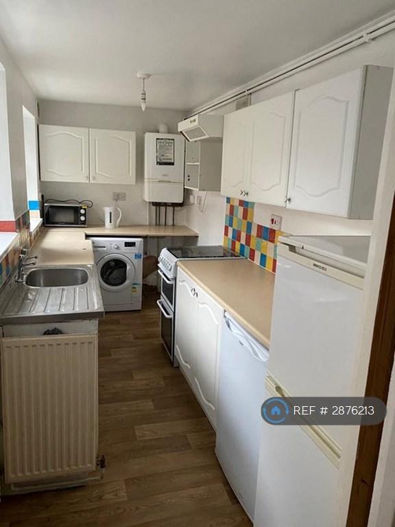 3 bedroom house in Maples Street, Nottingham, NG7 (3 bed) (#2876213)