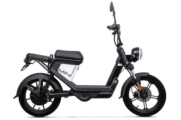 Keeway E-Zi Mini 50cc Moped Scooter Road Legal Electric