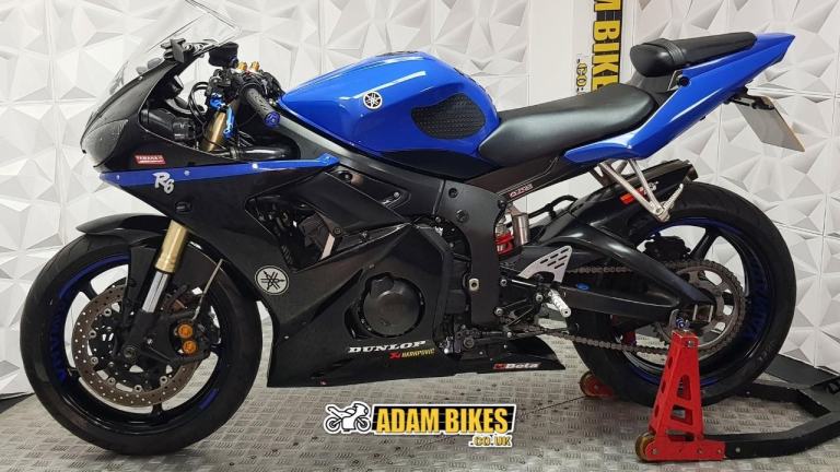 2006 Yamaha YZF R6 | *WARRANTY PROVIDED* 