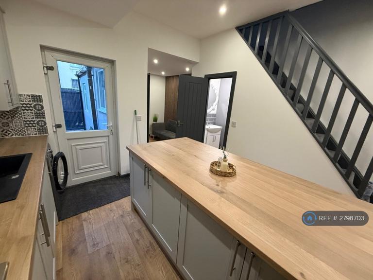 1 bedroom in Mansell Road, Liverpool, L6 (#2798703)