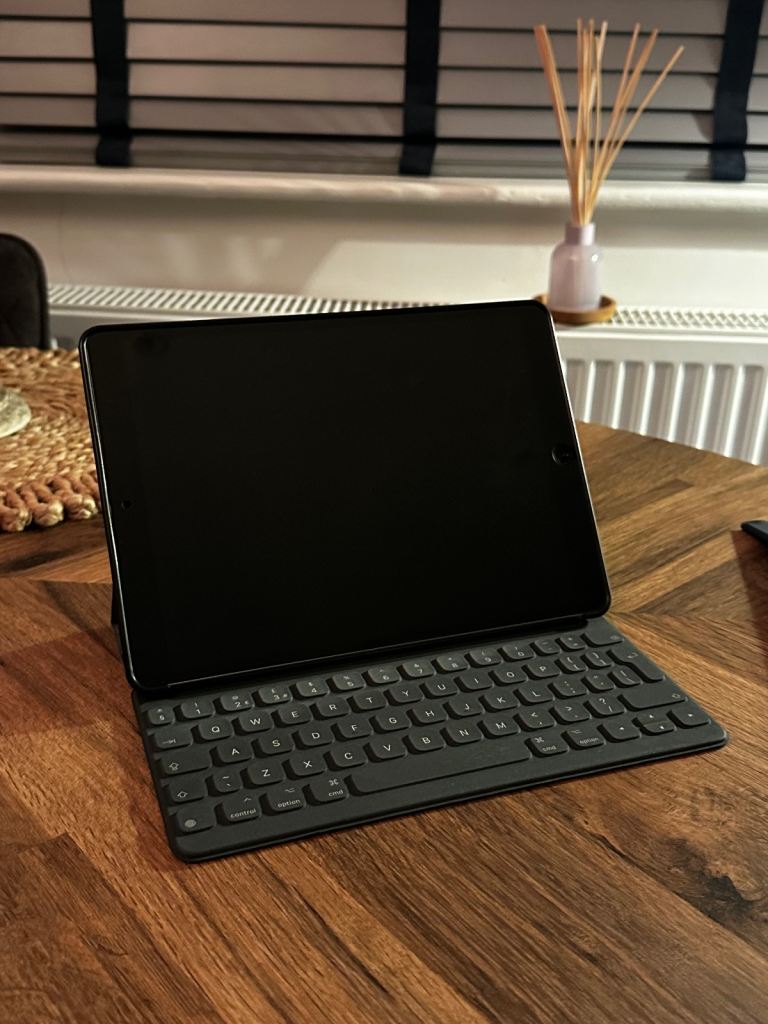 iPad 10.5” Smart Keyboard
