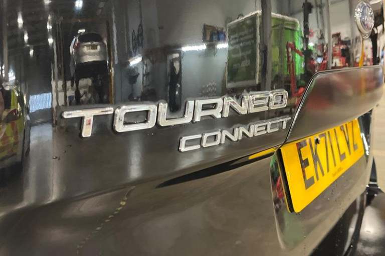 2021 Ford Tourneo Connect 1.5 EcoBlue 120 Titanium 5dr Manual MPV Diesel Manual