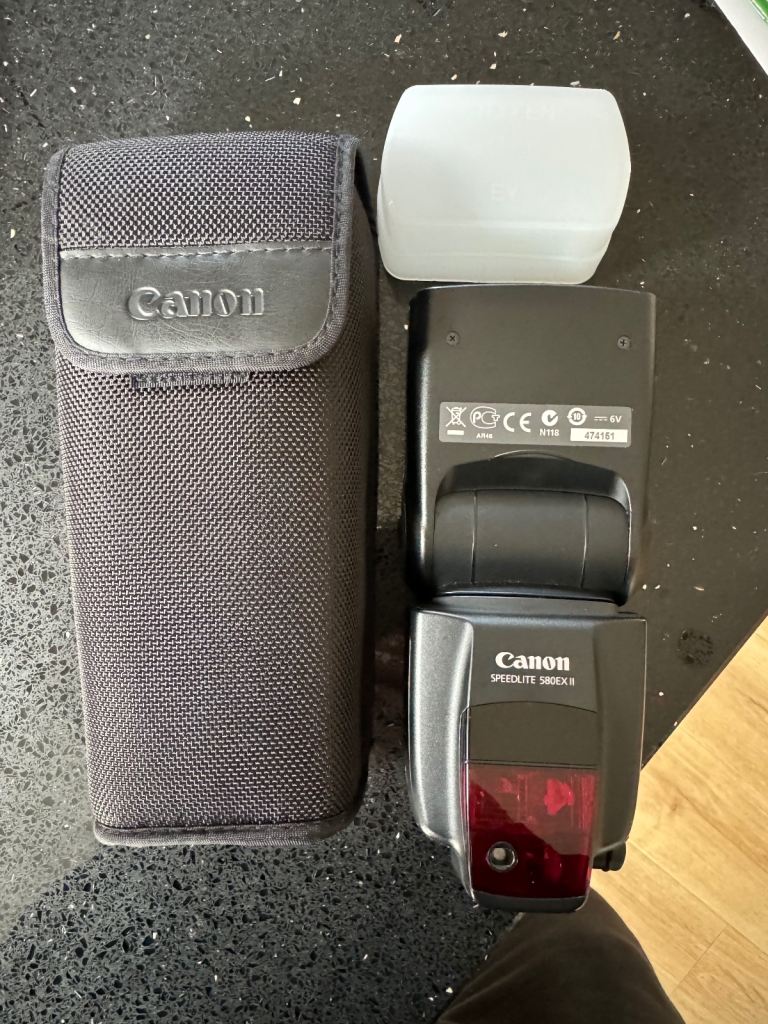 Canon speedlight 580EXII