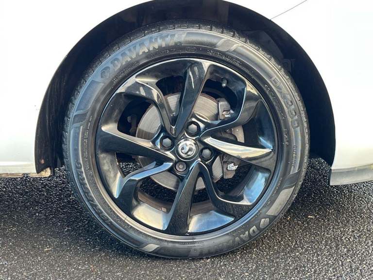 2019 Vauxhall Corsa 1.4i ecoTEC Griffin Hatchback 3dr Petrol Manual Euro 6 (75 ps) Hatchback PETR...