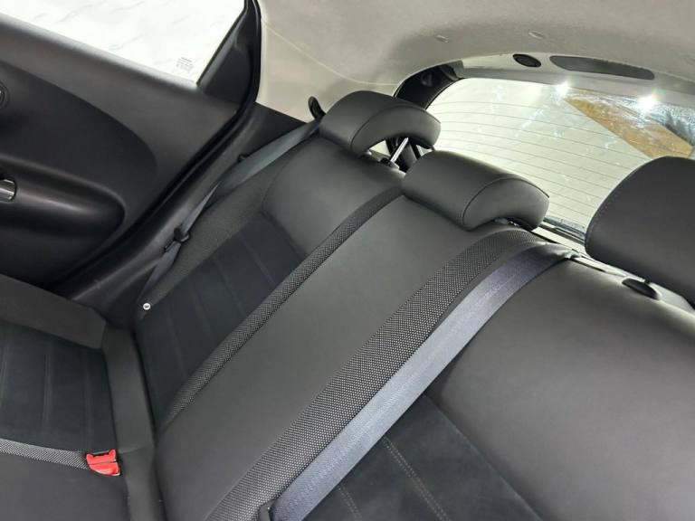 2019 Nissan Juke 1.6 Bose Personal Edition SUV 5dr Petrol Manual Euro 6 (112 ps) 1 FORMER OW HATC...