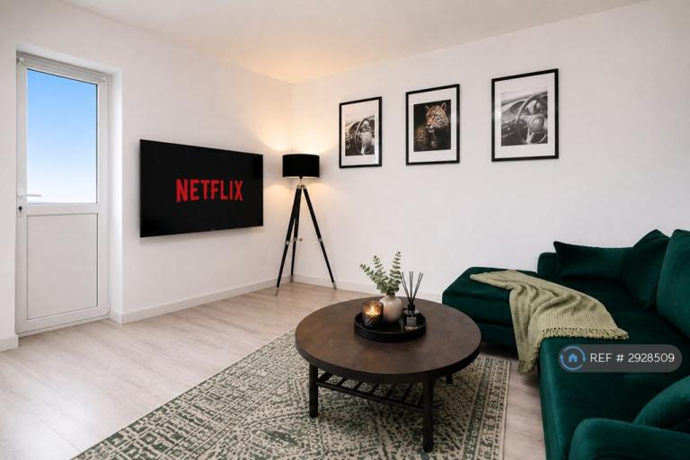 4 bedroom flat in Rumney, Cardiff, CF3 (4 bed) (#2928509)