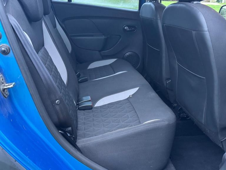 2014 Dacia Sandero Stepway 1.5 dCi Laureate 5dr HATCHBACK DIESEL Manual