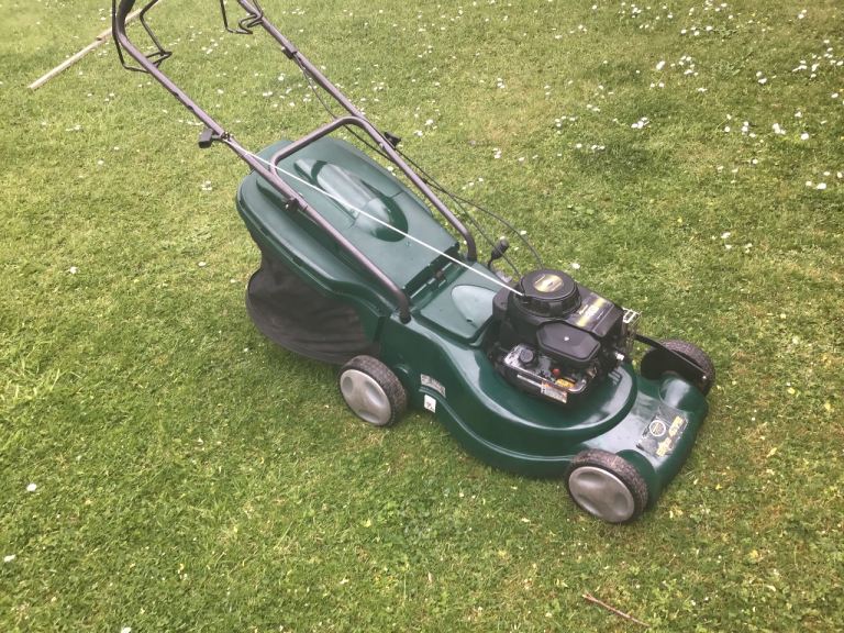 McCulloch Elite 47pd self propelled lawnmower 