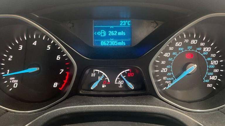 2013 Ford Focus 1.6 Zetec Euro 5 5dr HATCHBACK Petrol Manual