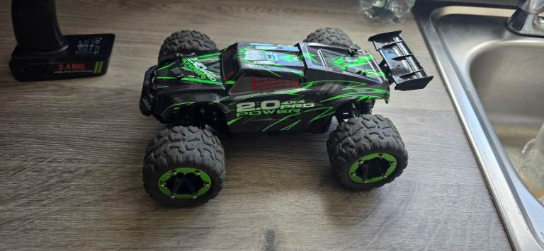 RC CAR