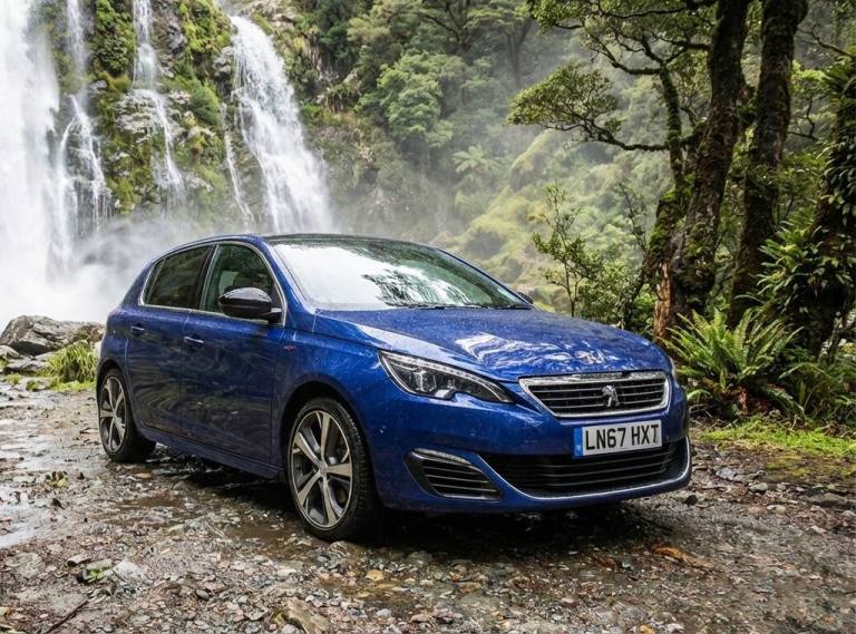 2017 67 PEUGEOT 308 2.0 BLUEHDI GT HATCHBACK 5DR DIESEL EAT EURO 6 (S/S) (180 PS