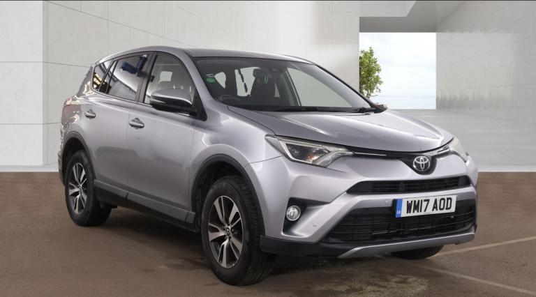 TOYOTA RAV4 2.0 D-4D Business Edition Plus 2017