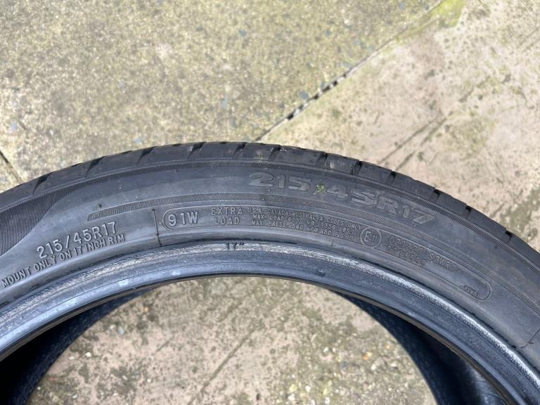3 good tires for Toyota Auris 