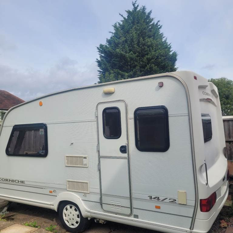 Swift Corniche with motormover