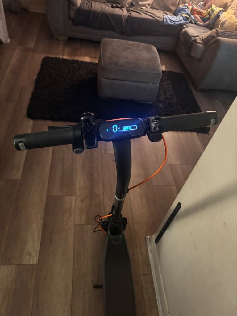 Electric scooter