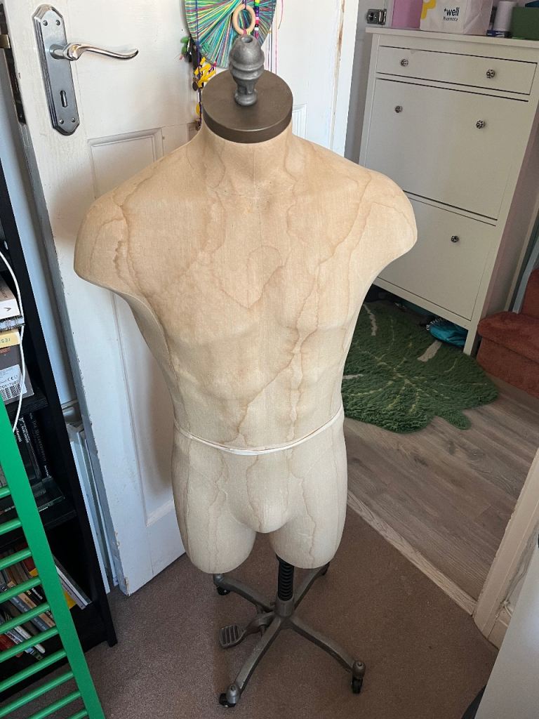 Mannequin, Large (approx) Male