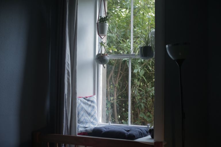 Studio flat to rent short term
