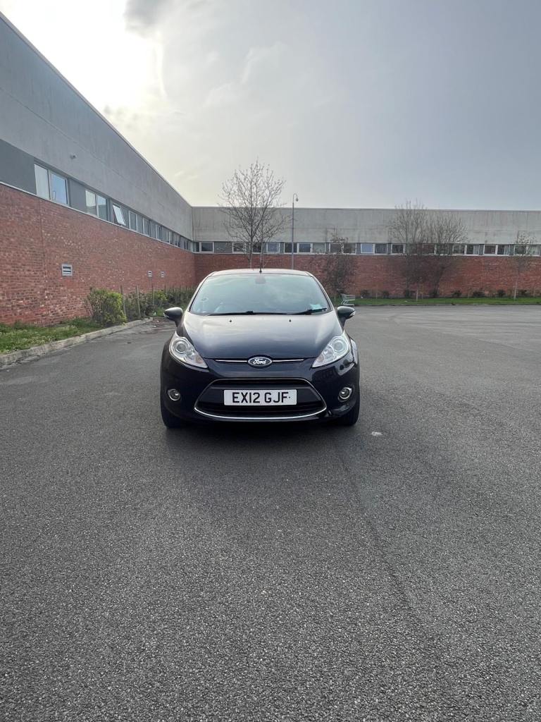 Ford Fiesta Titanium 1.4 low insurance £20 year tax