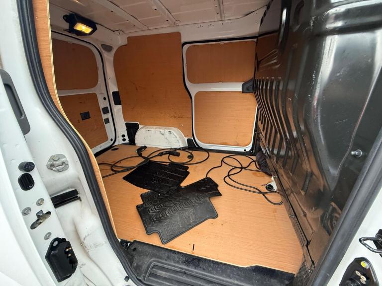 2020 Nissan e-NV200 40kWh Tekna Auto SWB 5dr (Quick Charge) PANEL VAN Electric Automatic