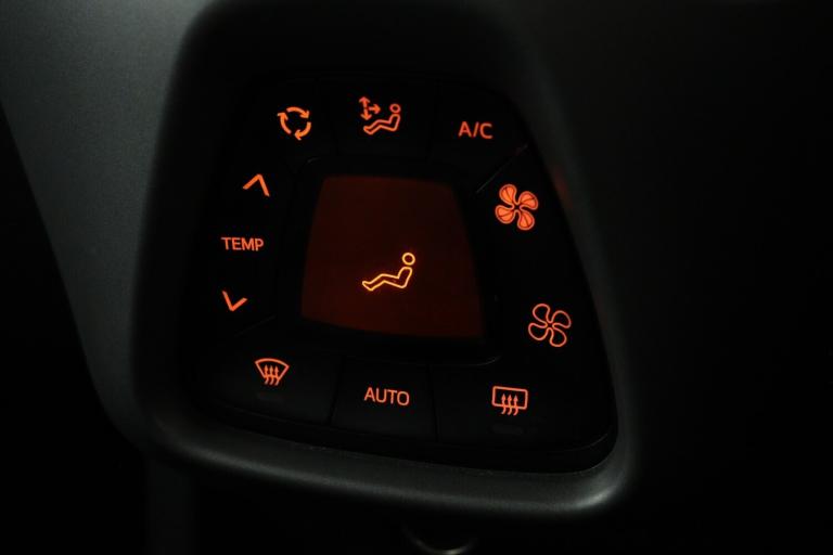 2020 Toyota AYGO 1.0 VVT-i X-Clusiv 5dr x-shift HATCHBACK PETROL Automatic