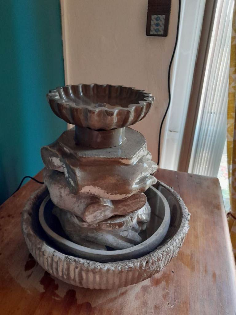 Stone Effect Indoor Water Feature Fountain – Good Condition