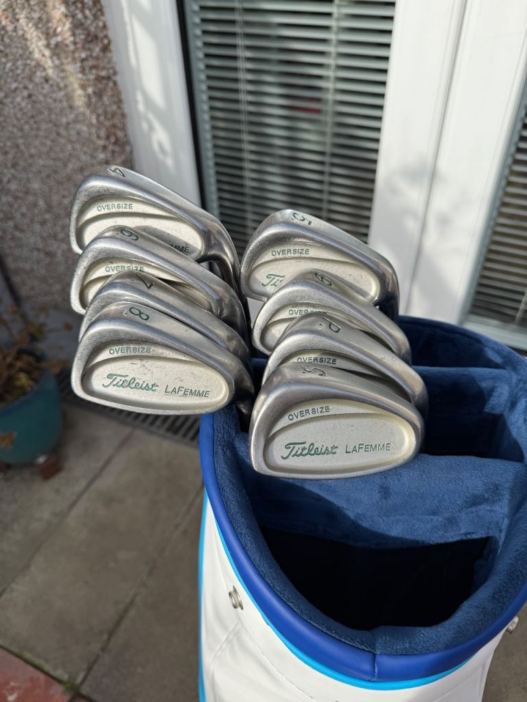 Titleist LaFemme Ladies Oversize Iron Set (4–9, PW, SW) – Graphite Shafts