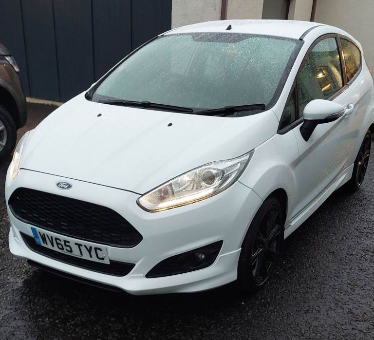 Ford, FIESTA, Hatchback, 2015, Manual, 998 (cc), 3 doors