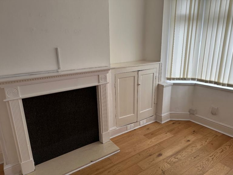 3 Bedroom Unfurnished House (Must be Working)