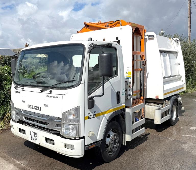 2019 ISUZU FORWARD N75.150 80,000 MILE REFUSE RUBBISH BODY SIDE BINLIFT EURO-6