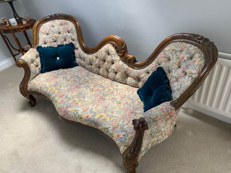 Chez Lounge for sale